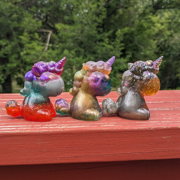 Unicorn Set Three Cute Kawaii Gift Handmade Epoxy Resin Glitter Colorful Rainbow - Picture 5 of 15